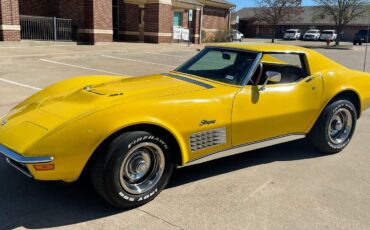 Chevrolet-Corvette-1972-18