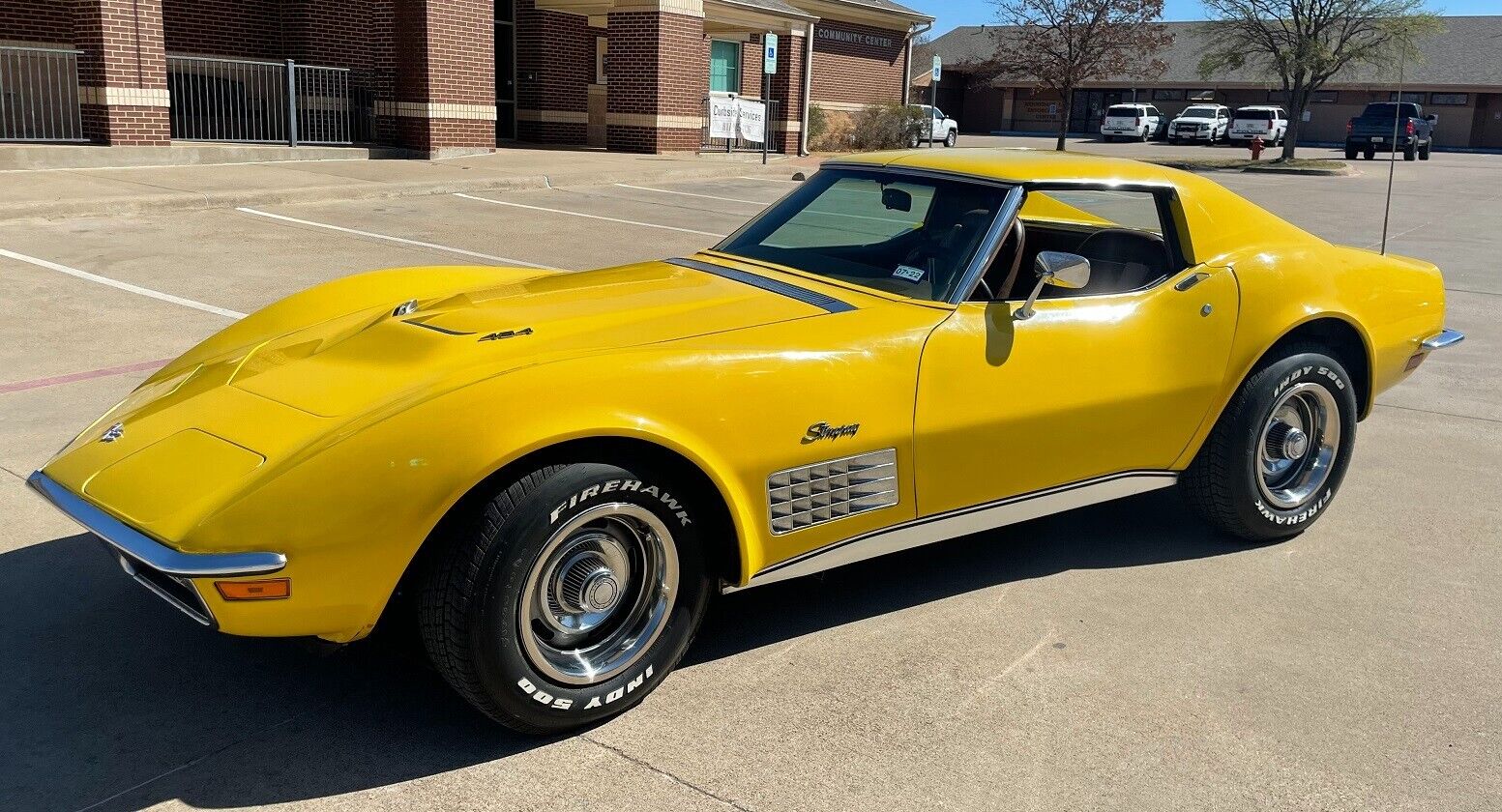 Chevrolet-Corvette-1972-18