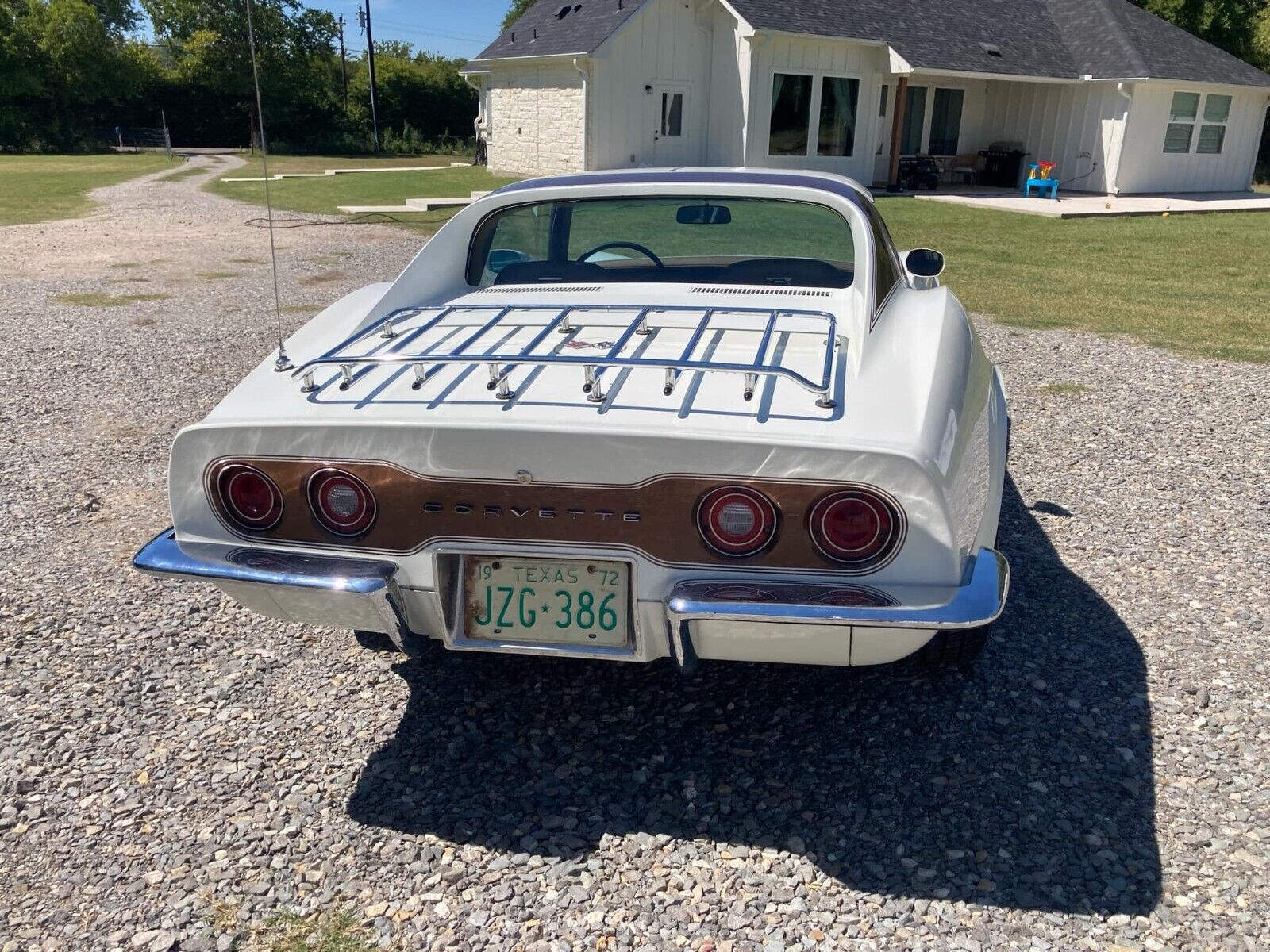 Chevrolet-Corvette-1972-18