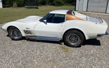 Chevrolet-Corvette-1972-21