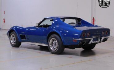 Chevrolet-Corvette-1972-3