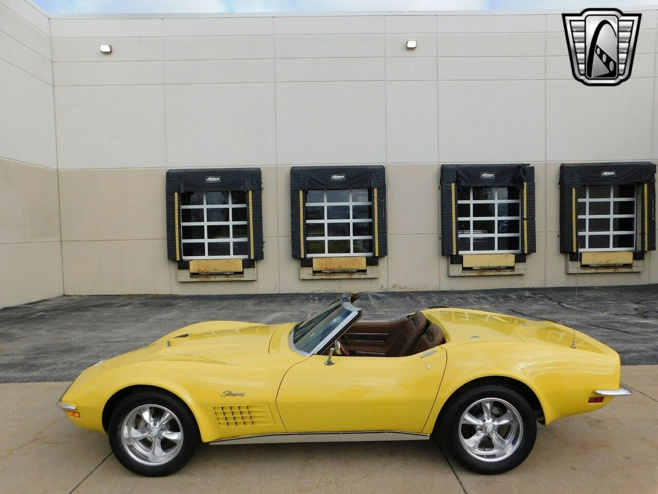 Chevrolet-Corvette-1972-3