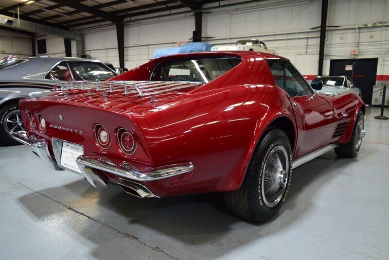 Chevrolet-Corvette-1972-3