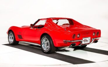 Chevrolet-Corvette-1972-5