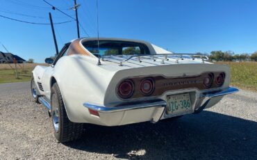 Chevrolet-Corvette-1972-5