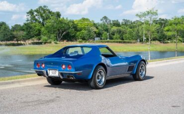 Chevrolet-Corvette-1972-5