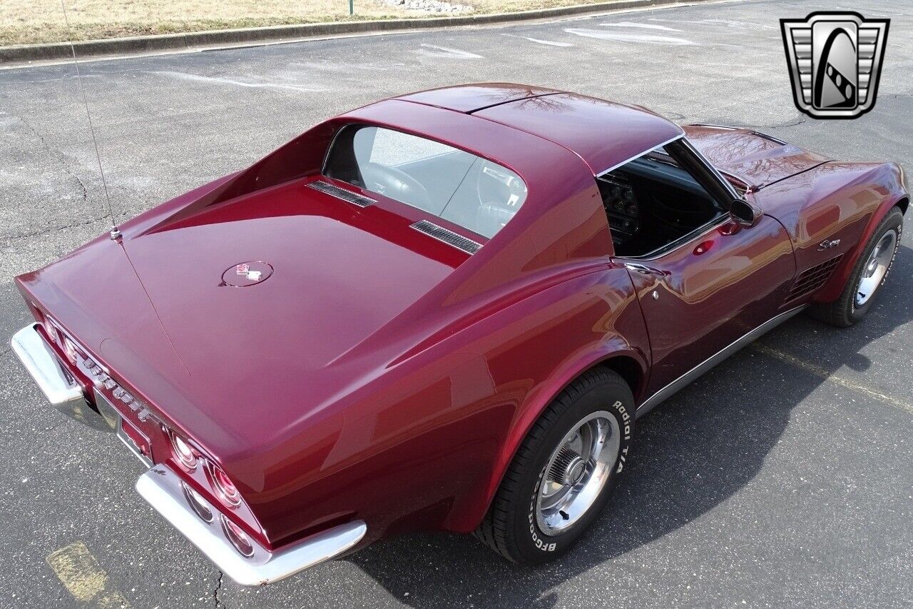 Chevrolet-Corvette-1972-5