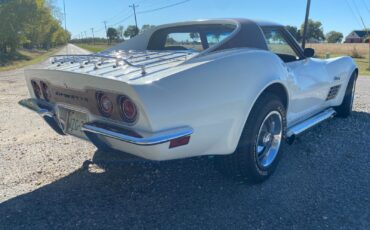 Chevrolet-Corvette-1972-6