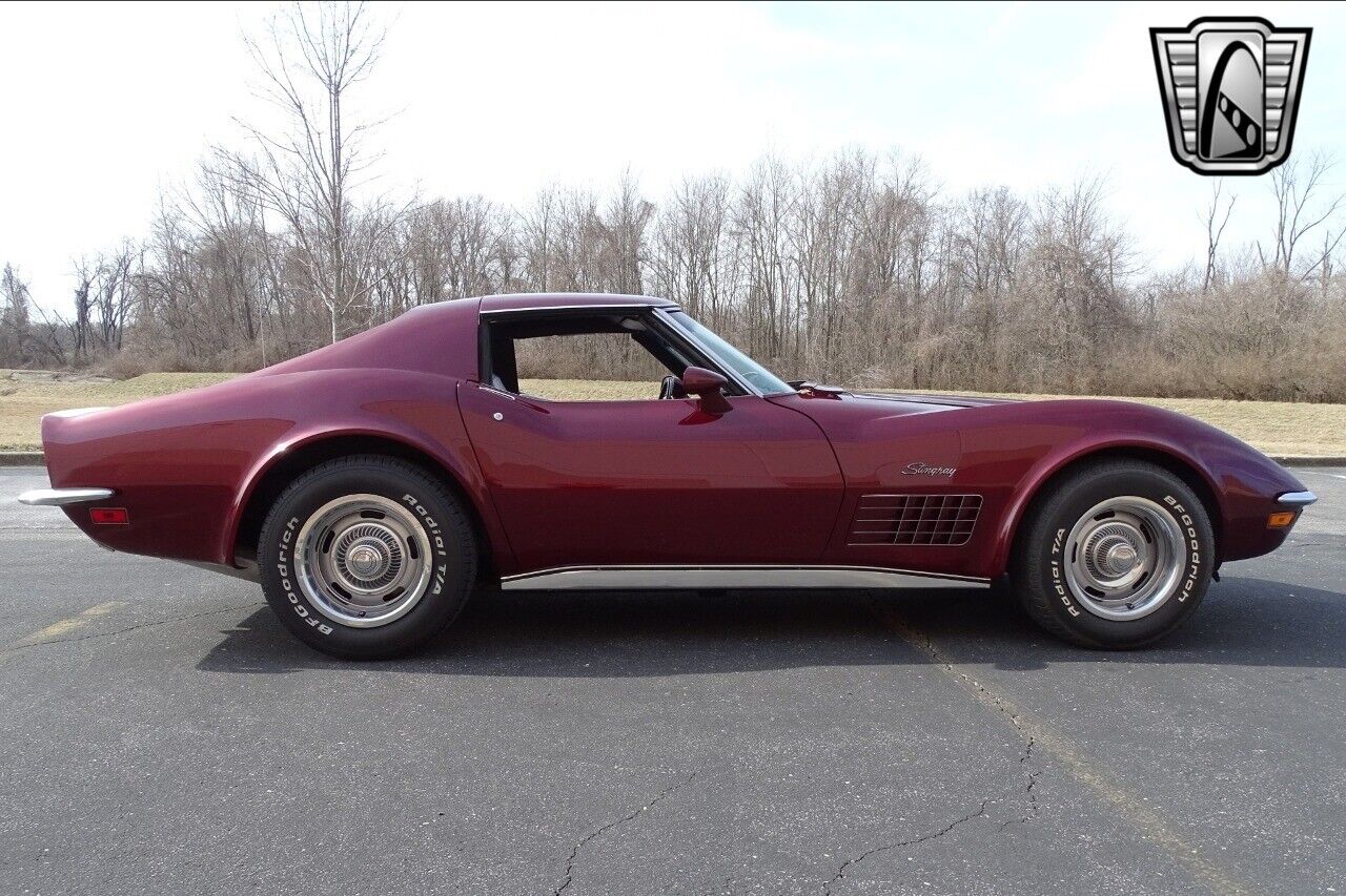 Chevrolet-Corvette-1972-6