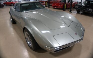 Chevrolet-Corvette-1972-7