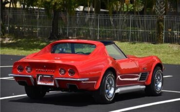 Chevrolet-Corvette-1972-8