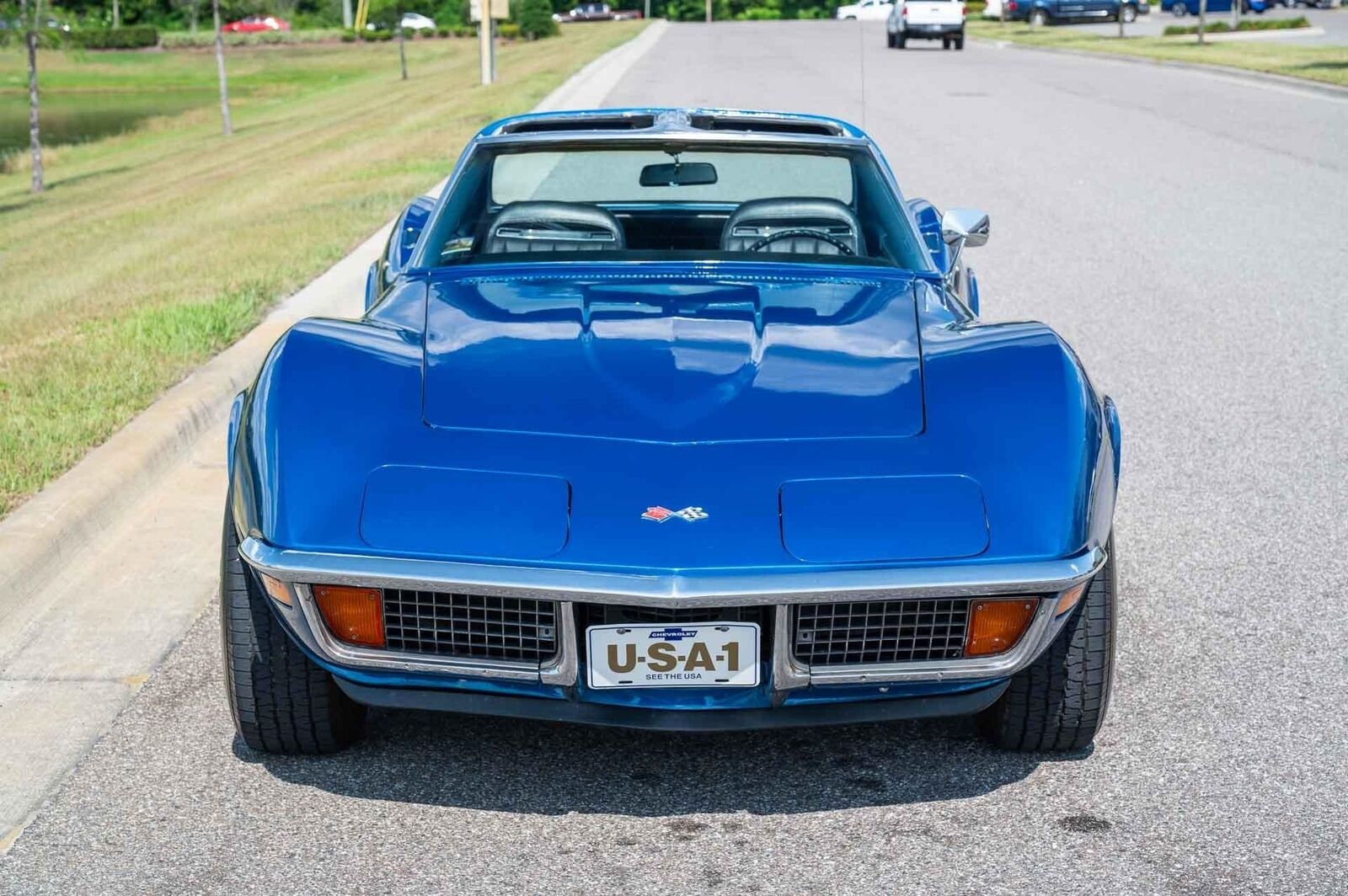 Chevrolet-Corvette-1972-9