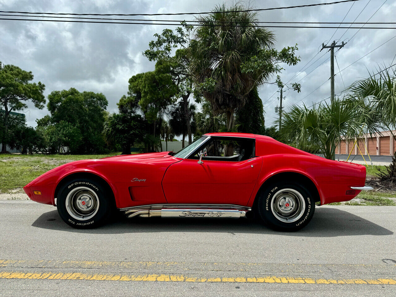 Chevrolet-Corvette-1973-1