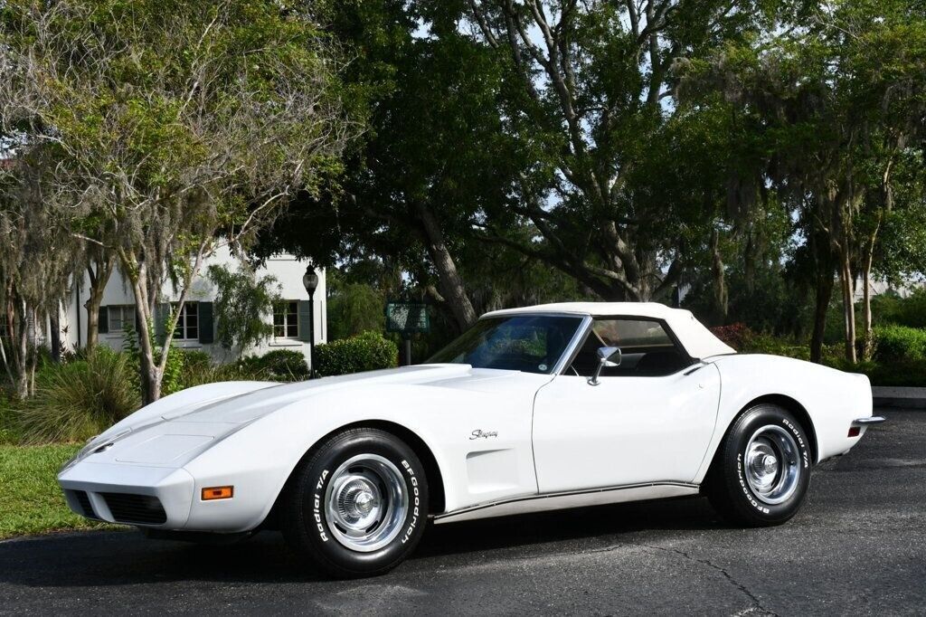 Chevrolet-Corvette-1973-1