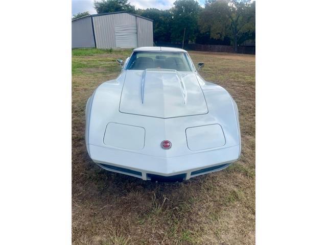 Chevrolet-Corvette-1973-2