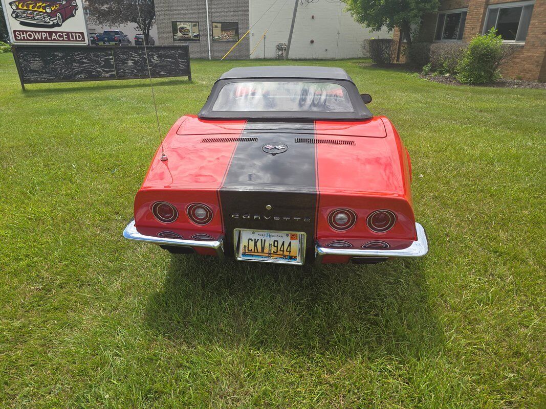 Chevrolet-Corvette-1973-24