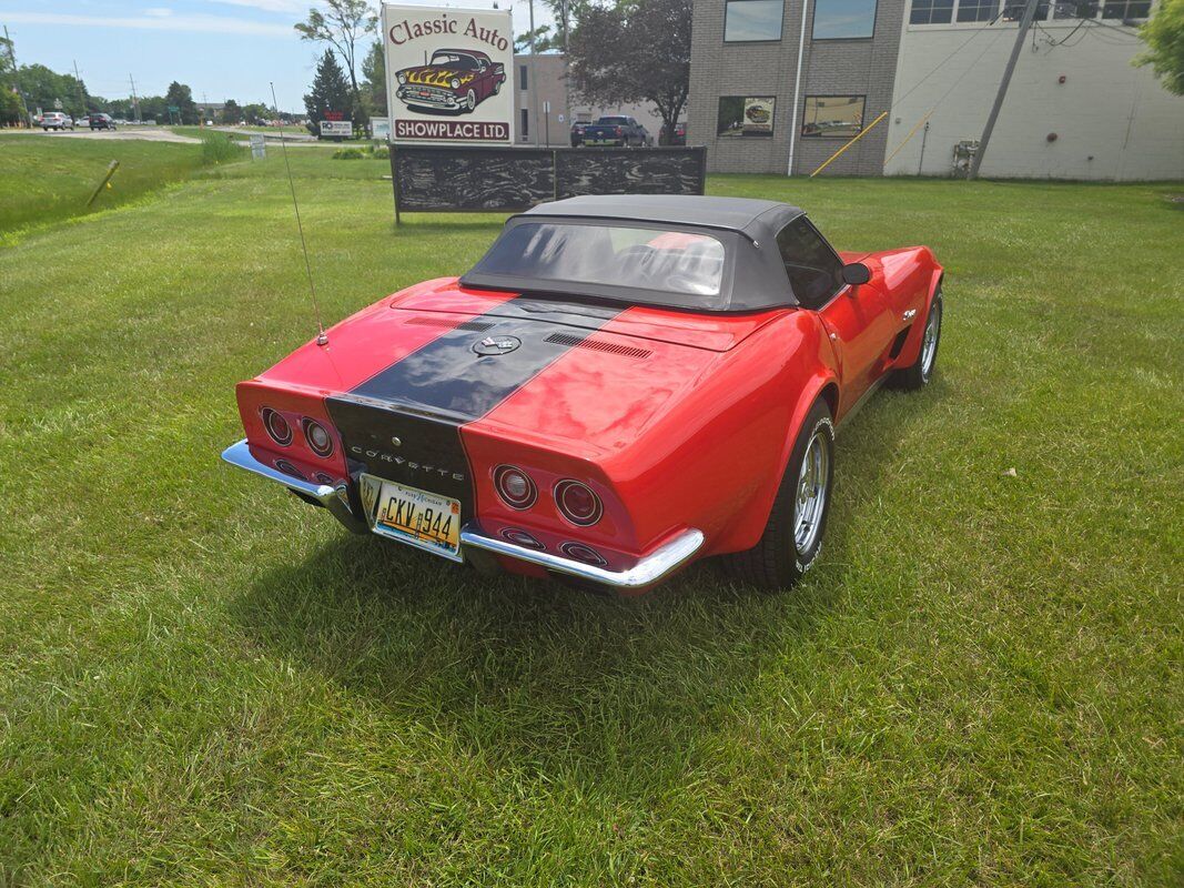 Chevrolet-Corvette-1973-27