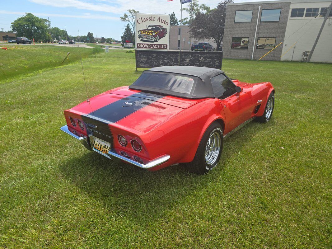 Chevrolet-Corvette-1973-28