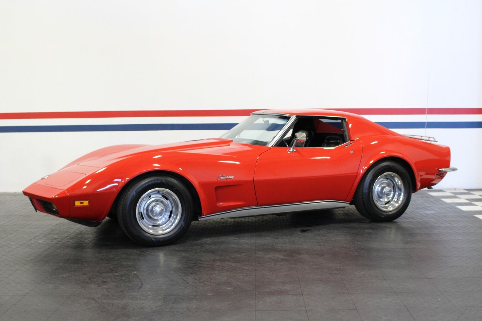 Chevrolet-Corvette-1973-3