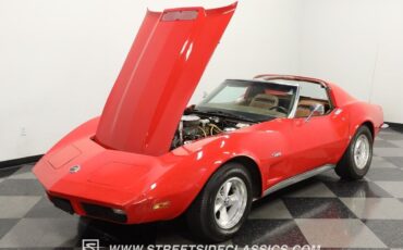 Chevrolet-Corvette-1973-30