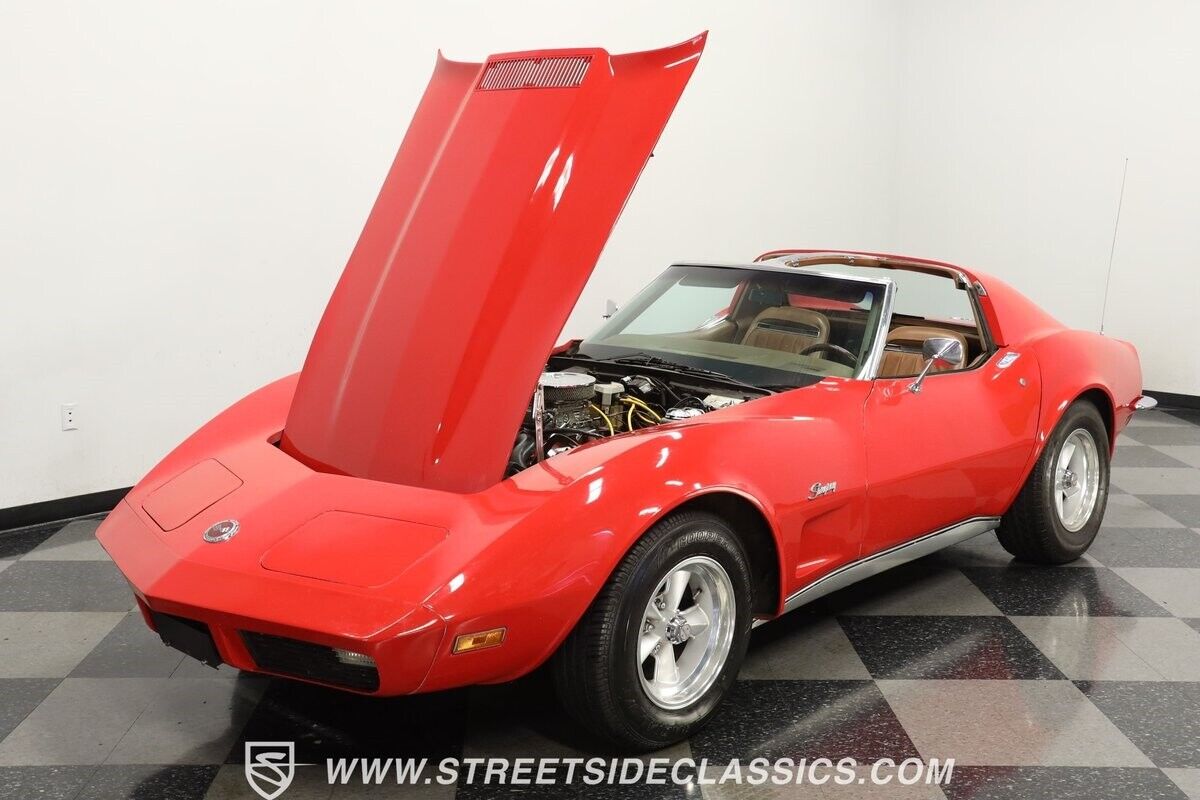 Chevrolet-Corvette-1973-30