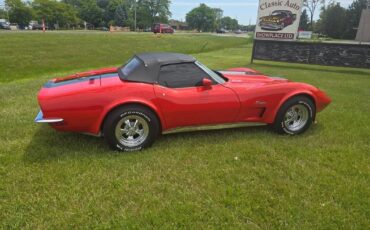 Chevrolet-Corvette-1973-31