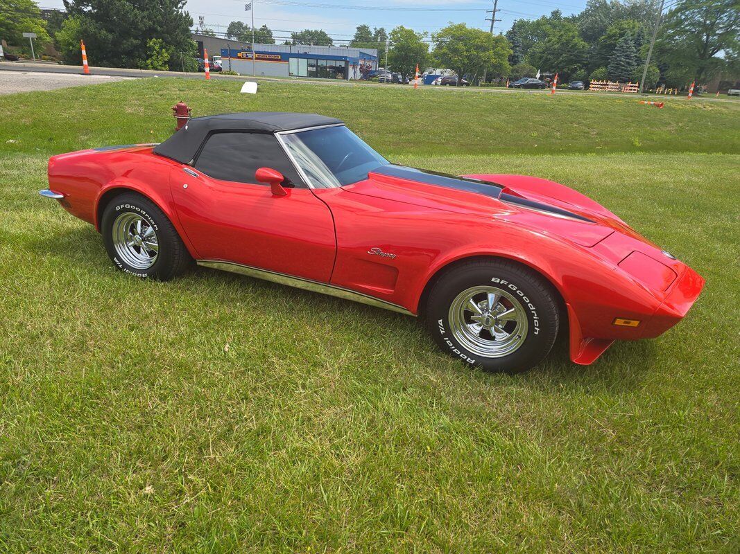 Chevrolet-Corvette-1973-37