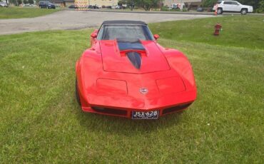 Chevrolet-Corvette-1973-5