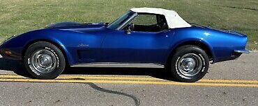 Chevrolet Corvette  year1}