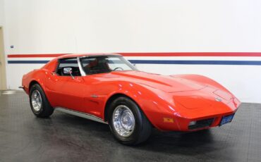 Chevrolet-Corvette-1973-6