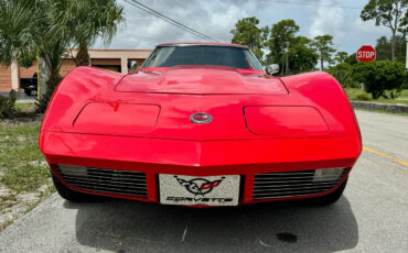 Chevrolet-Corvette-1973-6