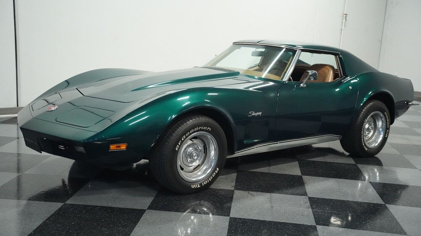 Chevrolet-Corvette-1973-6