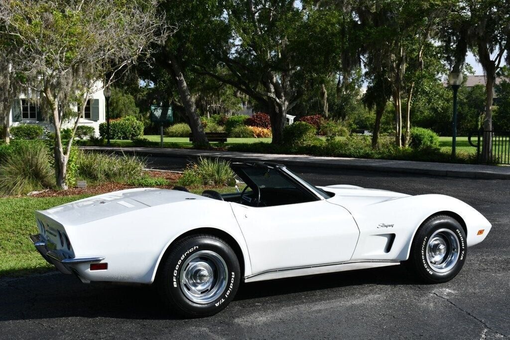 Chevrolet-Corvette-1973-6