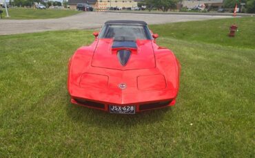 Chevrolet-Corvette-1973-6