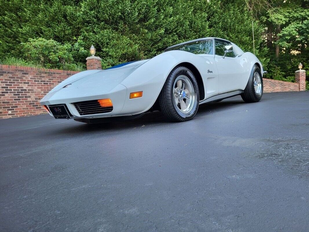 Chevrolet-Corvette-1973-7