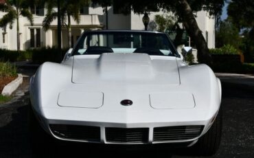 Chevrolet-Corvette-1973-9