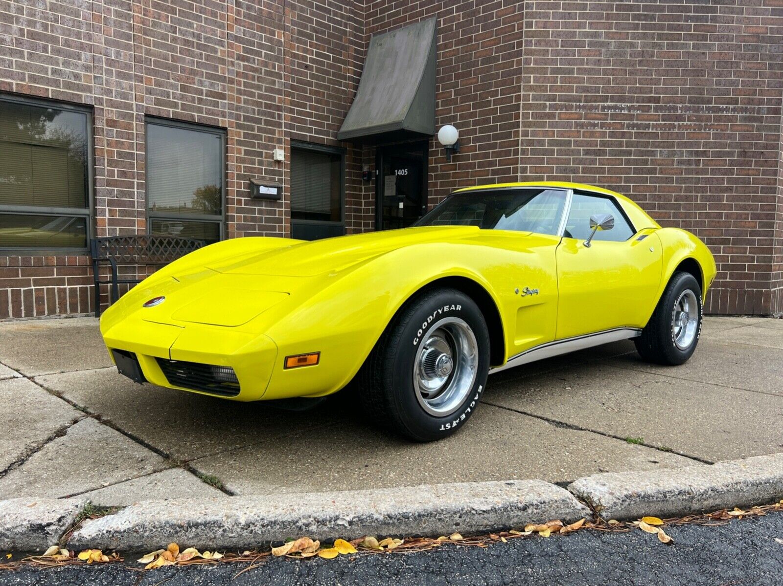 Chevrolet Corvette  year1}