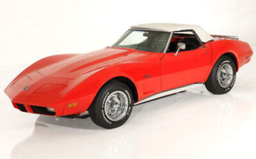 Chevrolet-Corvette-1974-3