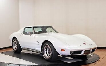 Chevrolet-Corvette-1974-6