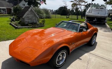 Chevrolet-Corvette-1974-6