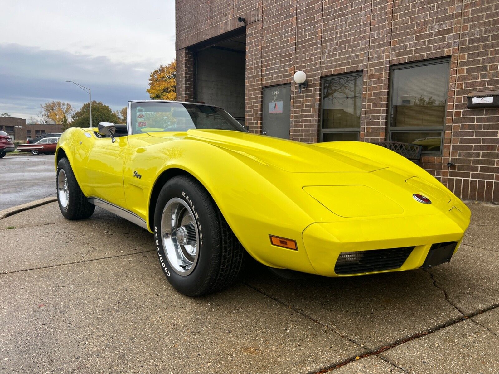 Chevrolet-Corvette-1974-7