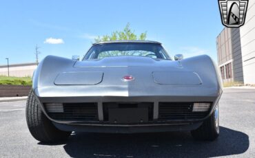 Chevrolet-Corvette-1974-9