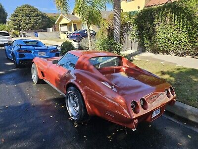 Chevrolet-Corvette-1975-1