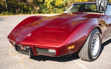 Chevrolet-Corvette-1975-10