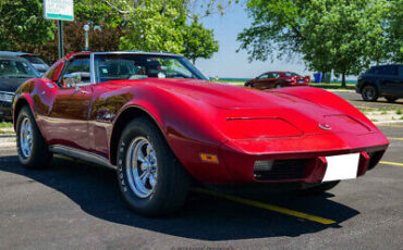 Chevrolet-Corvette-1975-11