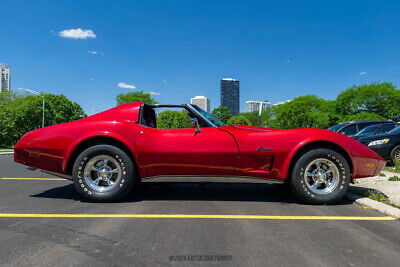 Chevrolet-Corvette-1975-8