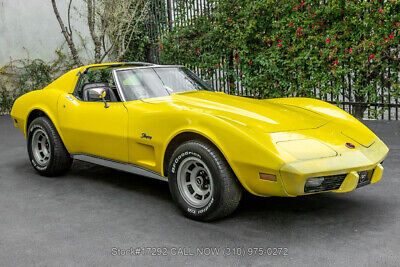 Chevrolet-Corvette-1976-2