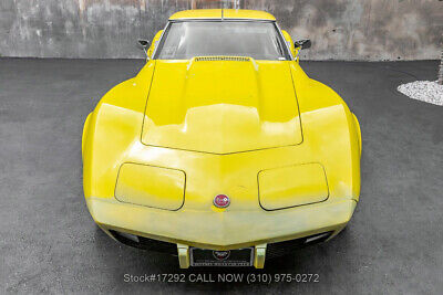 Chevrolet-Corvette-1976-8