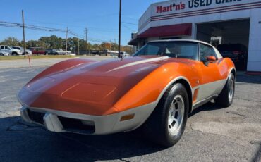 Chevrolet-Corvette-1977