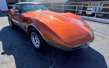 Chevrolet-Corvette-1977-6